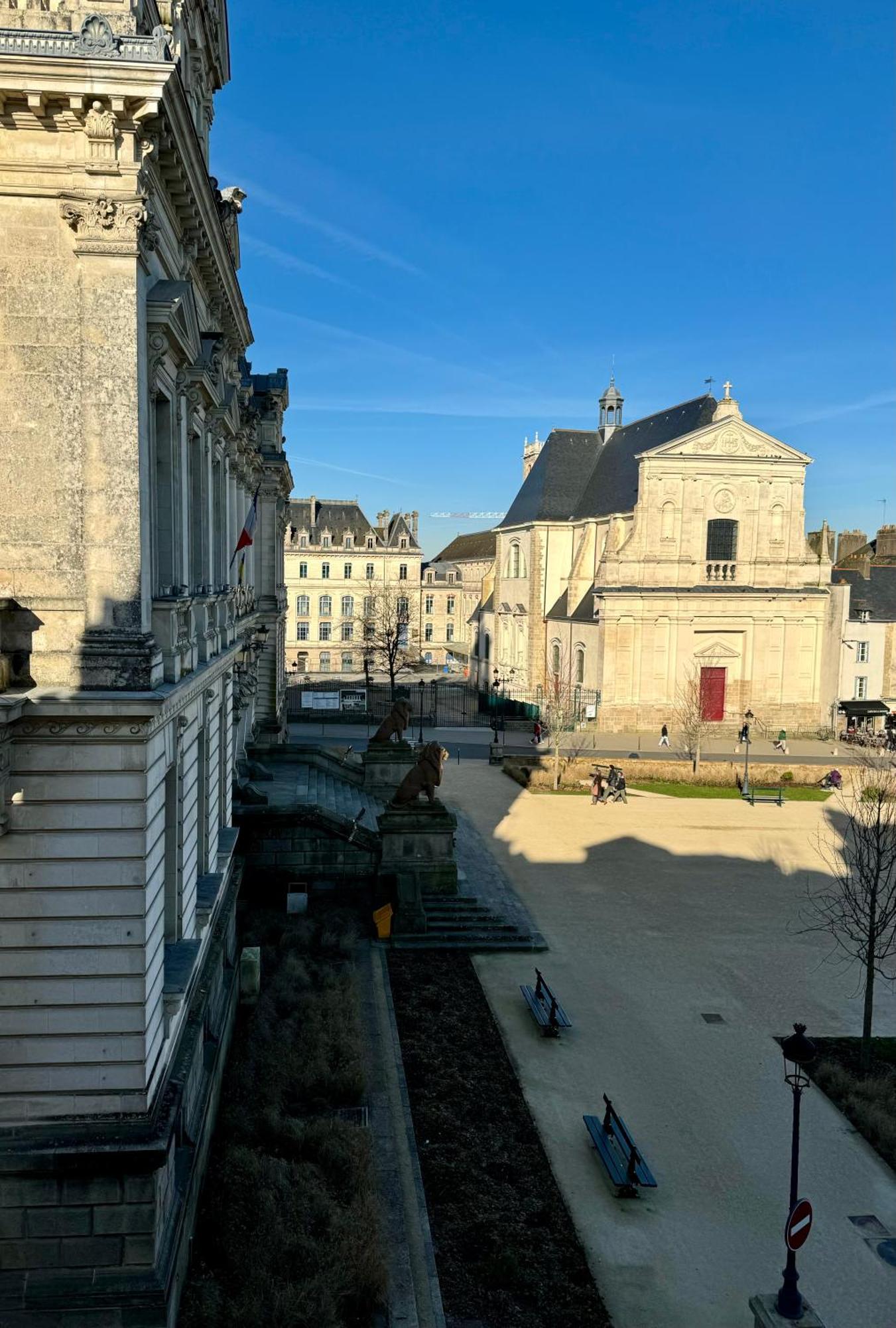 Vue Imprenable Sur La Mairie Leilighet Vannes Eksteriør bilde